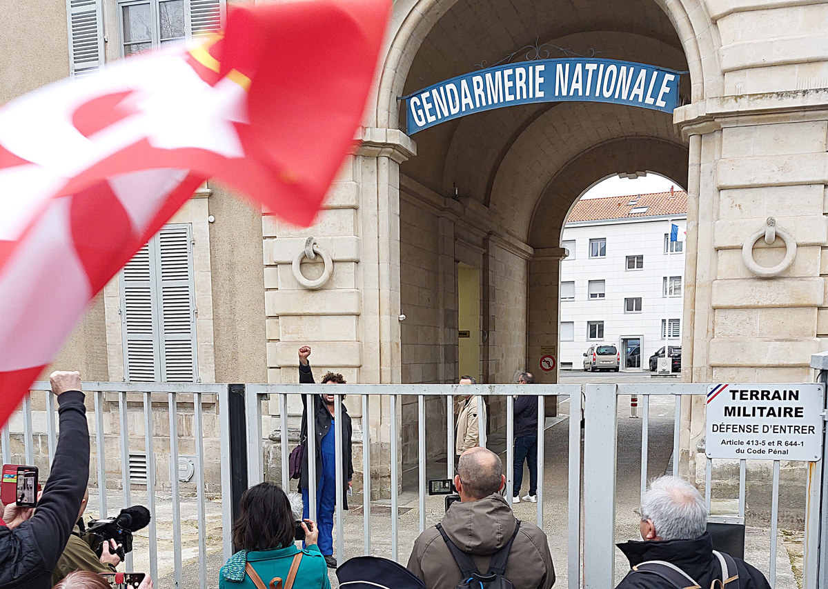 9 h : J. Le Guet est attendu à la gendarmerie de Niort - Reflets