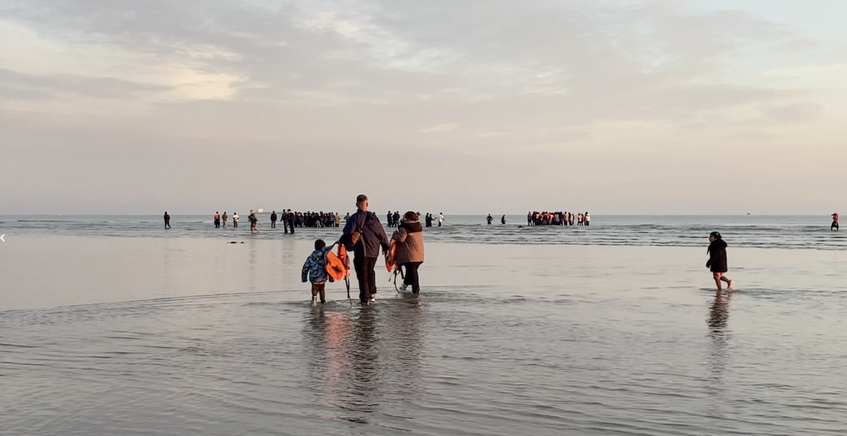 Une traversée très risquée, vers un avenir que l'on espère meilleur - © Reflets
