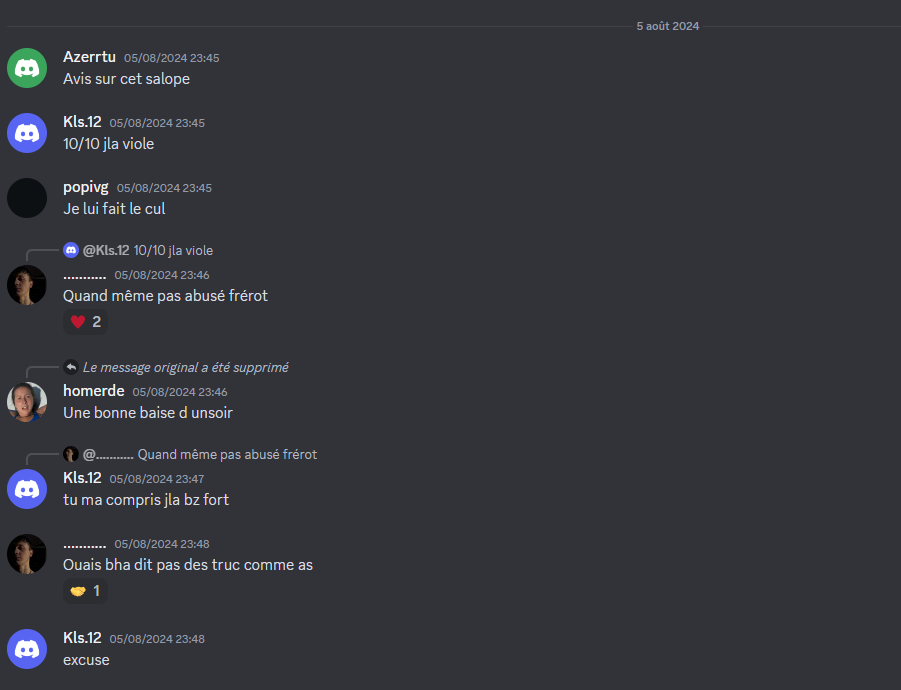 Dans cette conversation, un utilisateur trop direct est rappelé à l'ordre.