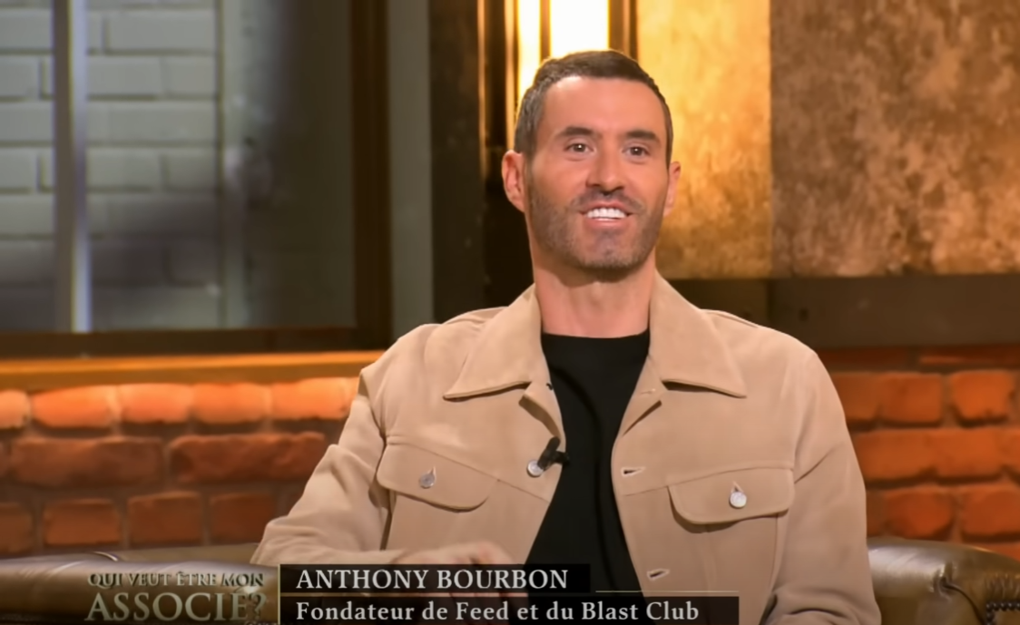 Dans l'émission QVEMA sur M6, Anthony Bourbon est présenté comme fondateur du Blast Club - Copie d'écran 